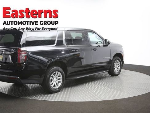 Used 2024 Chevrolet Suburban LT image 43