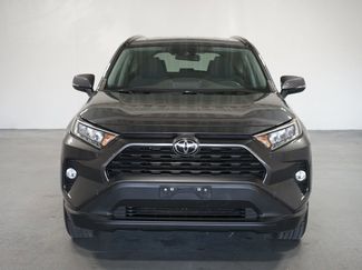 Used 2020 Toyota RAV4 XLE video 2