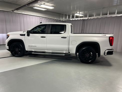 Used 2024 GMC Sierra 1500 Pro w/ Graphite Edition image 4