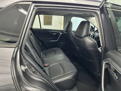 Used 2022 Toyota RAV4 XLE Premium FWD image 16