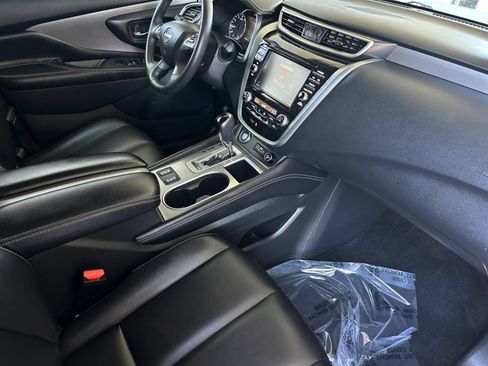 Used 2023 Nissan Murano SV FWD image 15