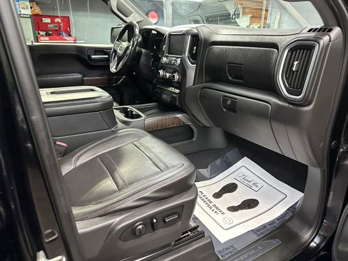 Used 2019 GMC Sierra 1500 Denali w/ Driver Alert Package II image 26