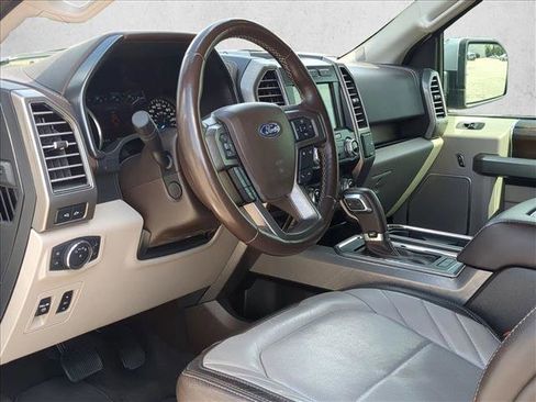 Used 2019 Ford F150 Limited w/ Trailer Tow Package image 9