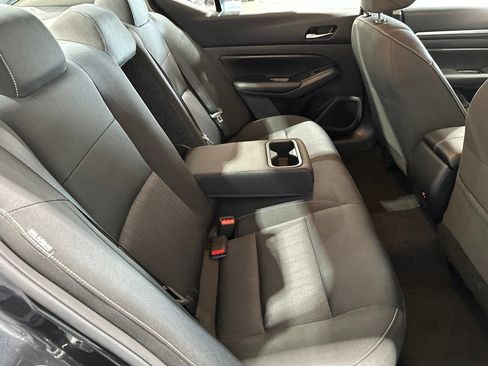 Used 2022 Nissan Altima 2.5 SV FWD image 20