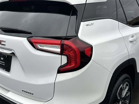 Used 2024 GMC Terrain SLT w/ LPO, Floor Liner Package image 6