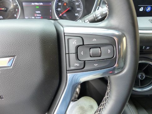 Used 2023 Chevrolet Blazer LT w/ Sound & Technology Package FWD image 27