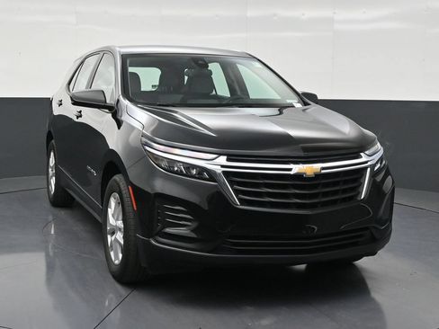 Used 2024 Chevrolet Equinox LS FWD image 7