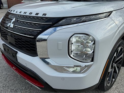Used 2024 Mitsubishi Outlander Ralliart image 11