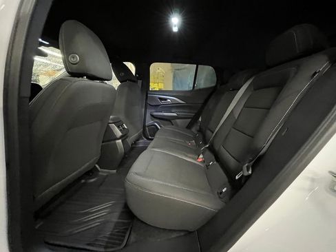 New 2026 Chevrolet Equinox EV LT image 12