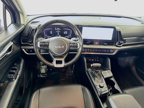 Used 2023 Kia Sportage EX image 17