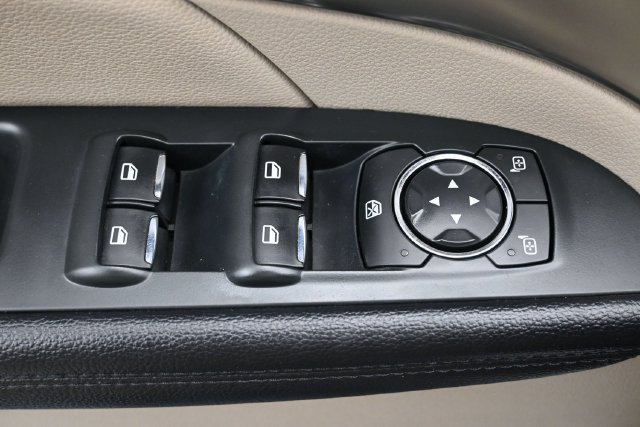 Used 2019 Ford Explorer XLT w/ Equipment Group 202A FWD image 14