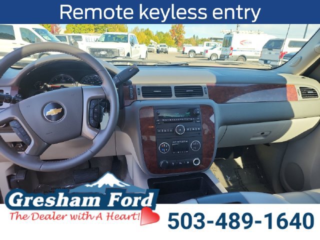 Used 2011 Chevrolet Avalanche LT w/ Luxury Package AWD/4WD image 15