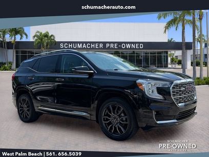 Used 2023 GMC Terrain Denali w/ Black Diamond Edition