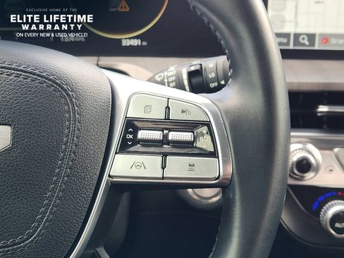 Used 2024 Kia Telluride SX w/ Towing Package FWD image 28