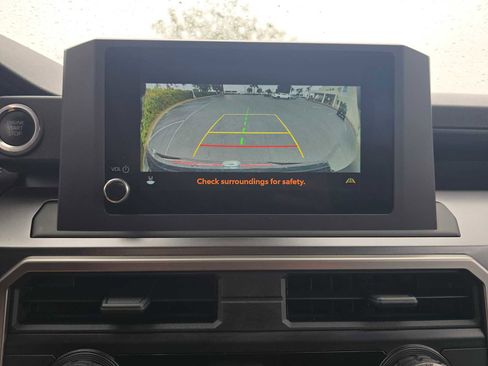 Certified 2025 Toyota 4Runner SR5 image 27