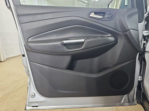 Used 2013 Ford Escape SEL image 30