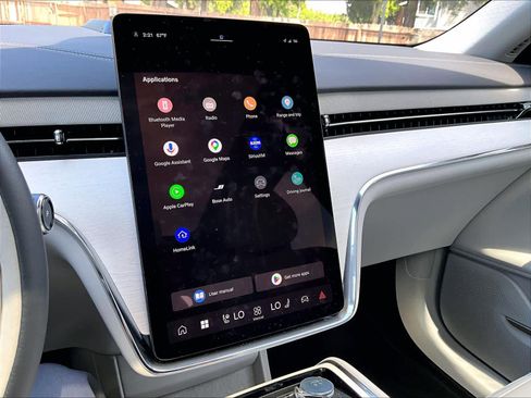 Used 2025 Volvo EX90 Ultra AWD/4WD image 35