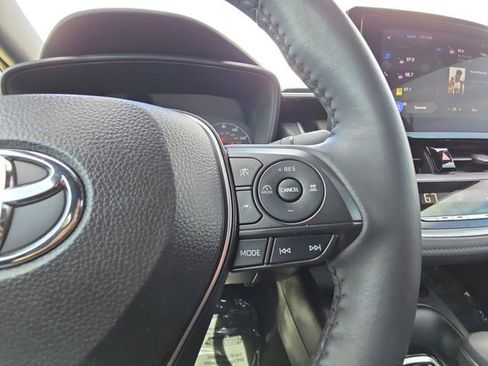 Used 2024 Toyota Corolla SE image 12