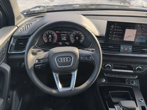 Used 2025 Audi Q5 2.0T Premium Plus w/ Premium Plus Package image 25