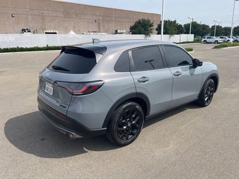 Used 2025 Honda HR-V Sport image 5