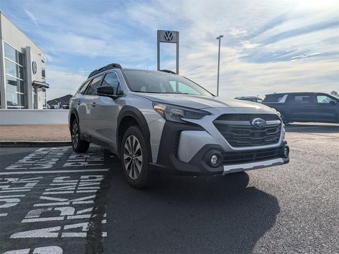 Certified 2025 Subaru Outback Limited w/ Popular Package #2 image 8