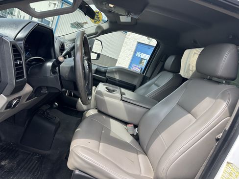 Used 2019 Ford F550 4x4 Regular Cab Super Duty image 10