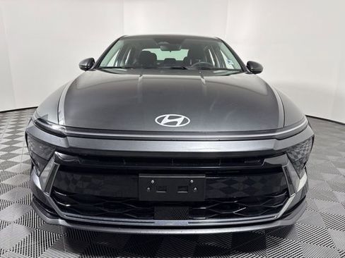 Used 2025 Hyundai Sonata SEL FWD image 10