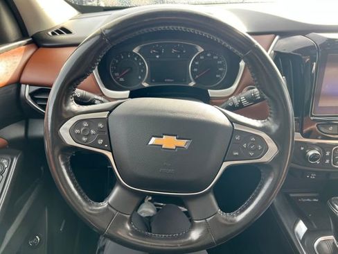 Used 2020 Chevrolet Traverse High Country image 12
