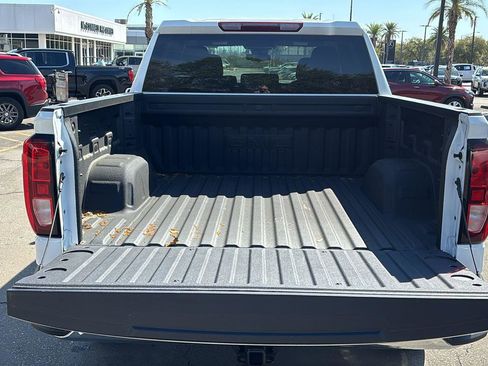 New 2026 GMC Sierra 1500 SLE RWD image 7