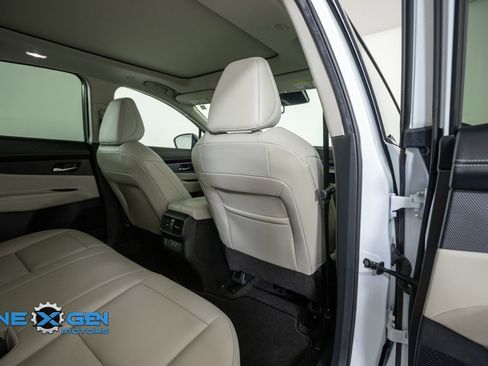 Used 2025 Nissan Murano SL AWD/4WD image 35