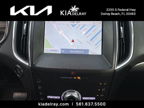 Used 2020 Ford Edge Titanium image 21