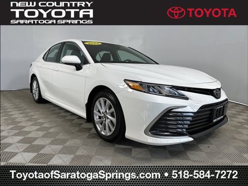 Used 2023 Toyota Camry LE image 1