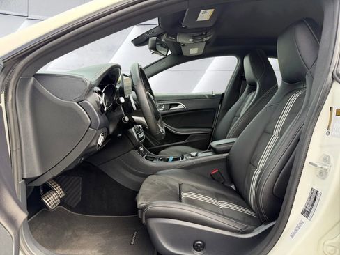 Used 2018 Mercedes-Benz CLA 250 image 9