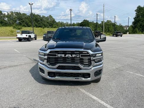New 2025 RAM 2500 Big Horn image 3