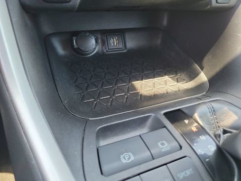Used 2023 Toyota RAV4 LE FWD image 24
