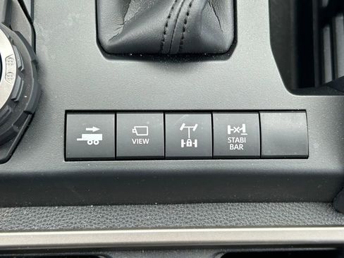 Used 2025 Toyota 4Runner Trailhunter AWD/4WD image 35