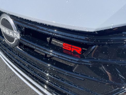 New 2025 Nissan Versa SR image 4