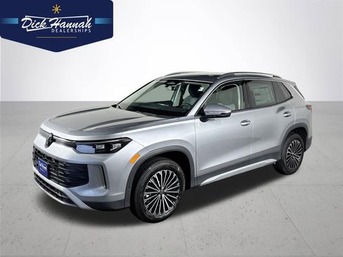 New 2025 Volkswagen Tiguan S image 1