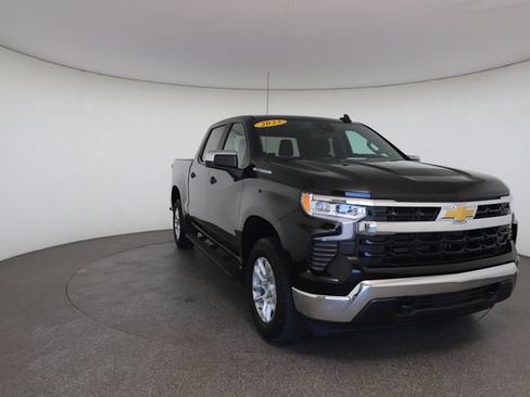 Used 2023 Chevrolet Silverado 1500 LT AWD/4WD image 29