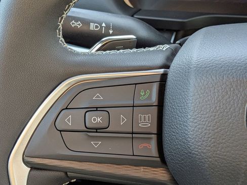 Used 2025 Jeep Grand Cherokee Laredo X w/ Trailer Tow Package image 23