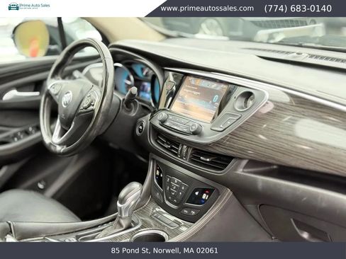 Used 2017 Buick Envision Essence FWD image 12