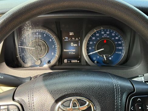 Used 2018 Toyota Sienna LE FWD image 10