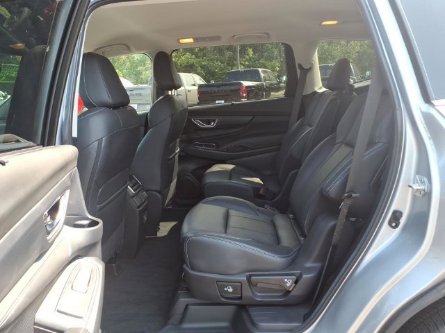 Used 2023 Subaru Ascent Limited AWD/4WD image 29