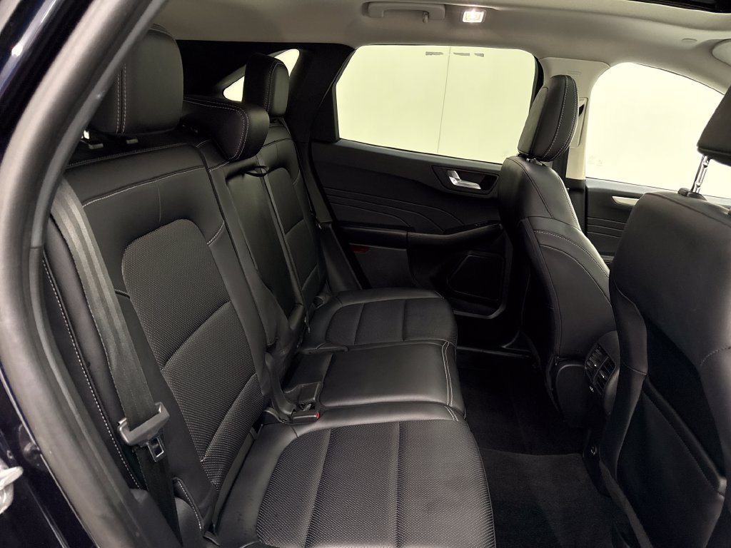 Used 2021 Ford Escape SEL w/ Technology Package FWD image 29