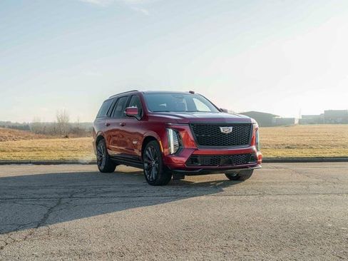 Used 2025 Cadillac Escalade V image 33