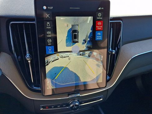 New 2026 Volvo XC60 B5 Plus w/ Climate Package image 11