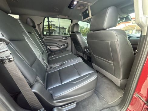 Used 2020 Chevrolet Tahoe LT image 18