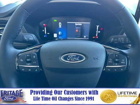 New 2025 Ford Escape SE image 21