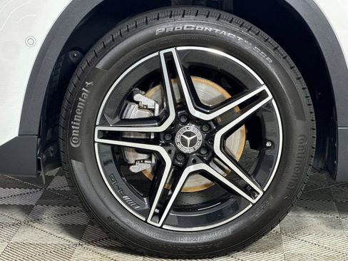 Certified 2023 Mercedes-Benz GLA 250 4MATIC image 36