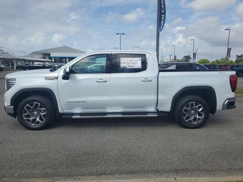 New 2026 GMC Sierra 1500 SLT w/ SLT Premium Package AWD/4WD image 2